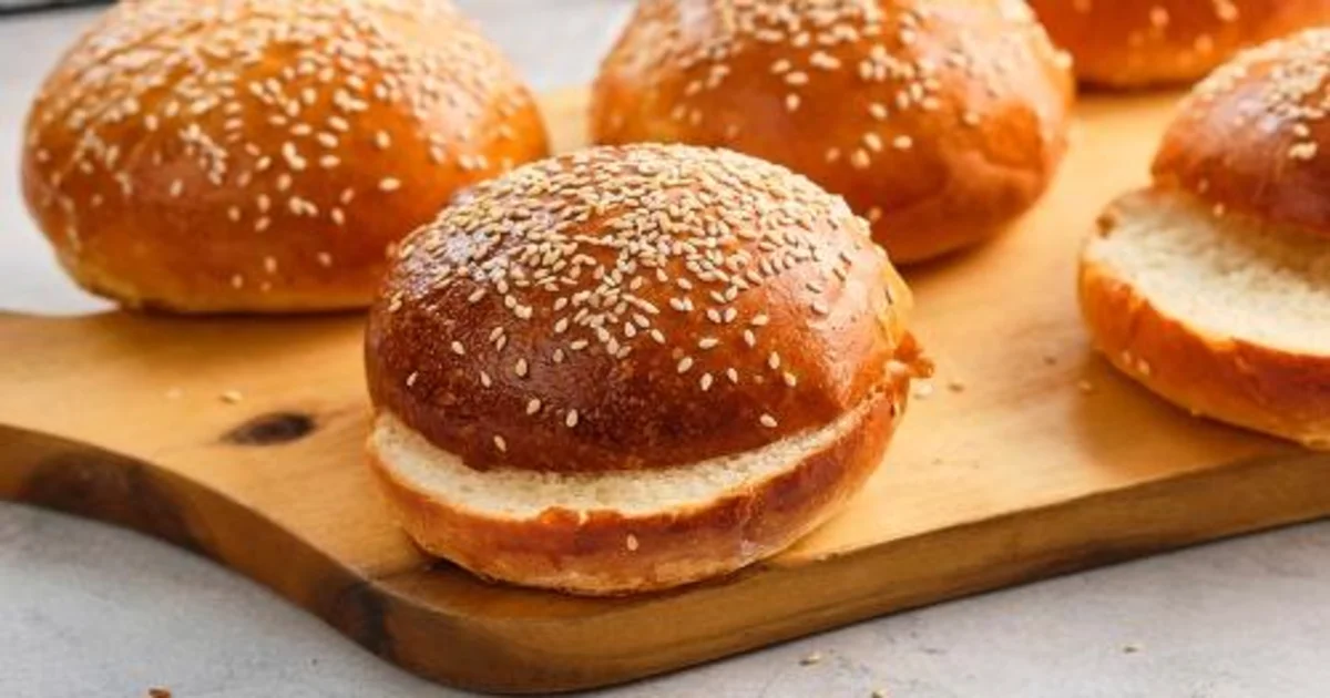 Pan brioche para hamburguesa y variaciones sabrosas para innovar en la cena