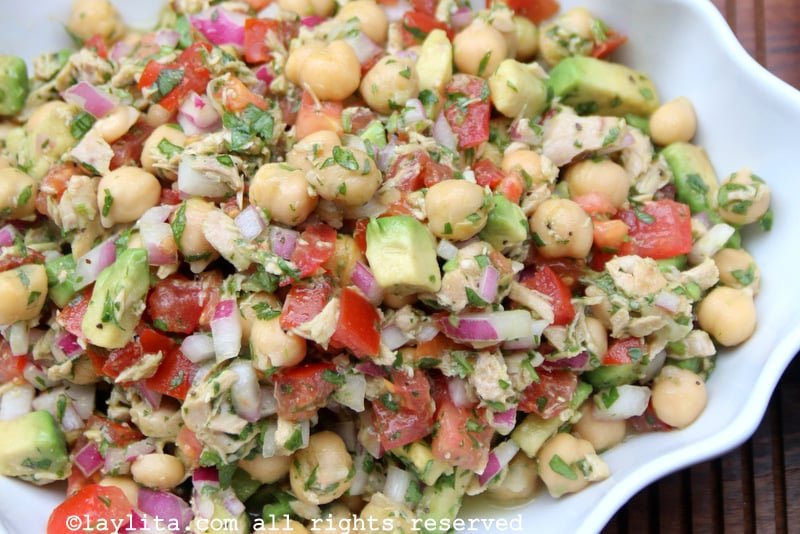 Ensalada de Garbanzos con Aguacate