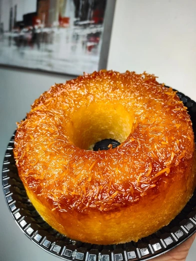 Pastel de Coco Caramelizado en Molde de Rosca