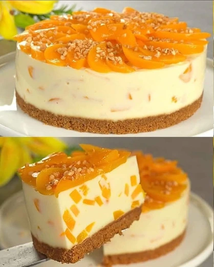 Pay frío de durazno con trozos y base de galleta María