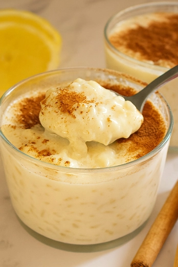Arroz con Leche Aromatizado con Canela y Limón