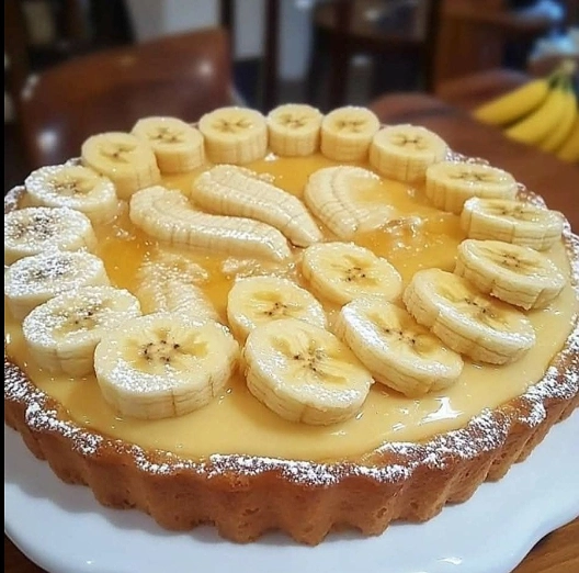Pay de Plátano con Crema Pastelera