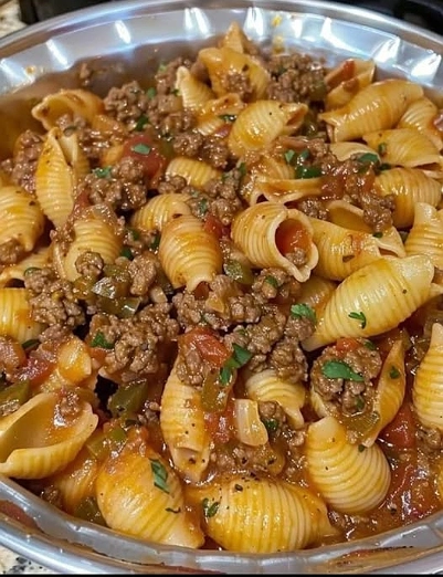 Sopa de Coditos con Carne Molida y Salsa de Jitomate